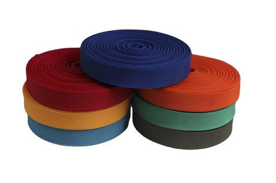UV tahan UHMWPE Webbing Hitam Kuning Untuk Sandal Pantai Tenda Parachute