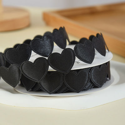 1.5cm*9m 2.5cm*9m Heart Shape Valentine's Day Polyester Gift Ribbon Untuk Kemasan Hadiah Mewah