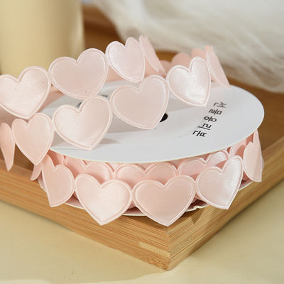 1.5cm*9m 2.5cm*9m Heart Shape Valentine's Day Polyester Gift Ribbon Untuk Kemasan Hadiah Mewah