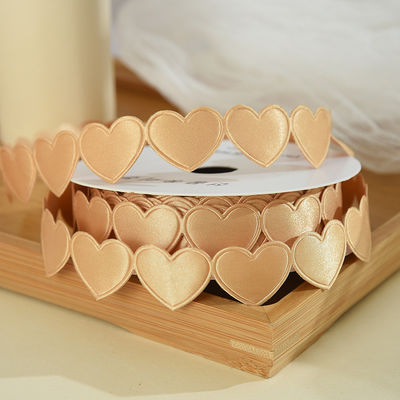 1.5cm*9m 2.5cm*9m Heart Shape Valentine's Day Polyester Gift Ribbon Untuk Kemasan Hadiah Mewah