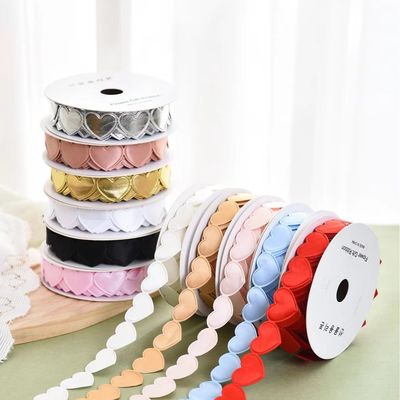 1.5cm*9m 2.5cm*9m Heart Shape Valentine's Day Polyester Gift Ribbon Untuk Kemasan Hadiah Mewah