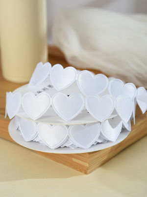 1.5cm*9m 2.5cm*9m Heart Shape Valentine's Day Polyester Gift Ribbon Untuk Kemasan Hadiah Mewah